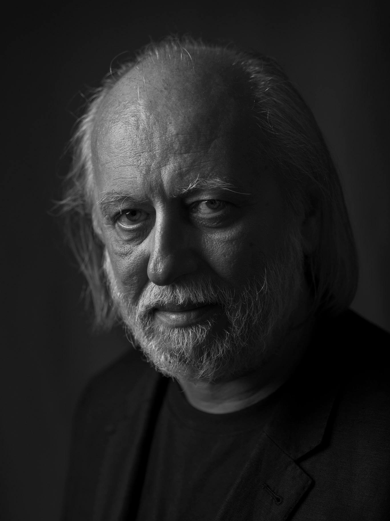 Laszlo Krasznahorkai / LOKI